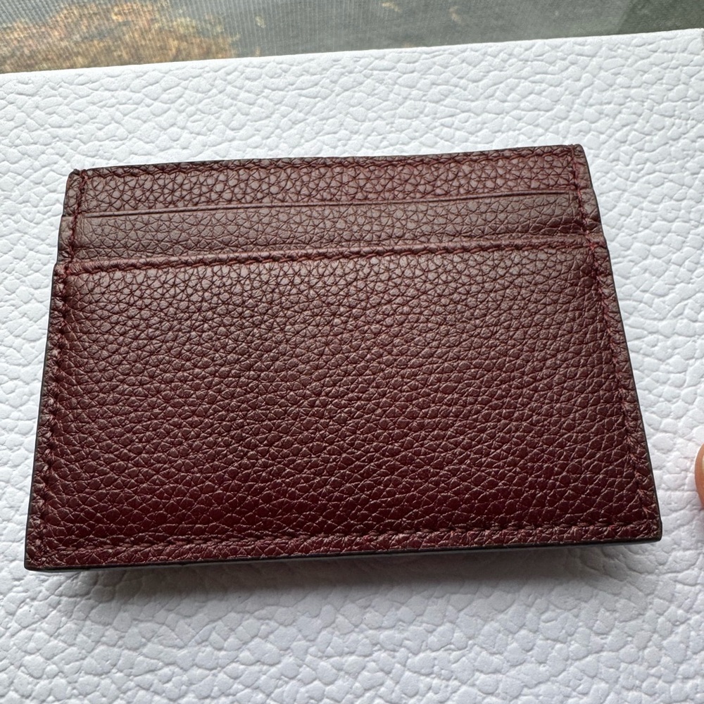 Gucci Brown and Gold Key Card Holder with Iconic GG Hardware - Picture 5 of 5